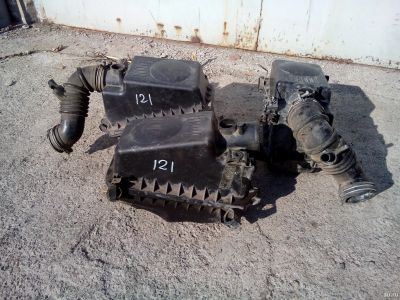 Лот: 14087365. Фото: 1. Корпус воздушного фильтра Toyota... Двигатель и элементы двигателя