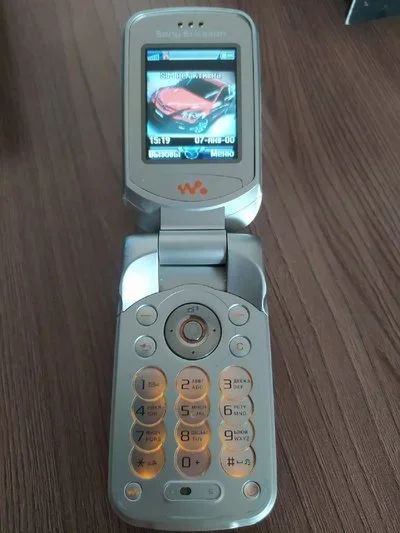 Лот: 18177013. Фото: 1. Телефон Sony Ericsson W300i. Кнопочные мобильные телефоны