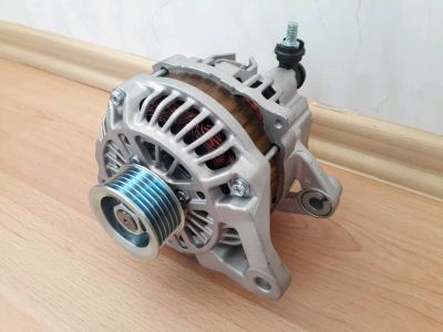 Лот: 11458911. Фото: 1. Генератор Mazda 3 / Axela / Demio... Электрооборудование