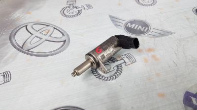 Лот: 23587763. Фото: 1. Клапан электромагнитный Audi A5... Топливная система