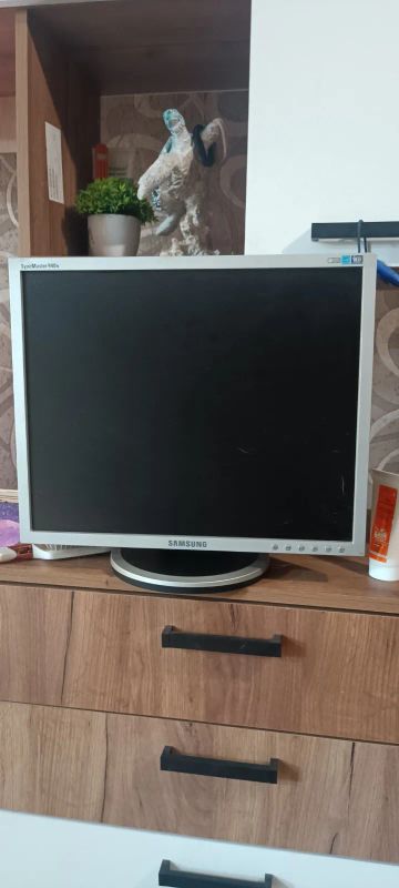 Лот: 25589758. Фото: 1. Монитор Samsung. ЖК-мониторы