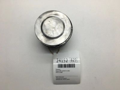 Лот: 20382664. Фото: 1. Поршень Mazda Mpv 2002 GY0111100B... Двигатель и элементы двигателя