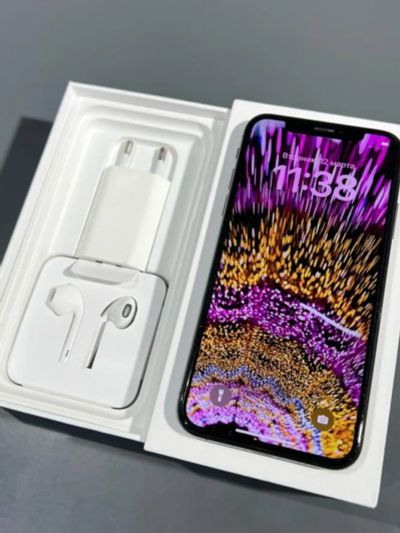 Лот: 21574143. Фото: 1. IPhone XS. Смартфоны