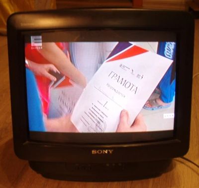 Лот: 10894036. Фото: 1. Телевизор кнескопный 14" Sony... Телевизоры