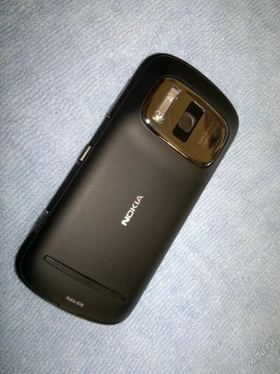 Лот: 3542190. Фото: 1. Nokia 808 PureView Камера 41.5... Смартфоны