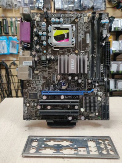 Лот: 19505799. Фото: 1. Мат. плата MSI G41M-P28/LGA775... Материнские платы
