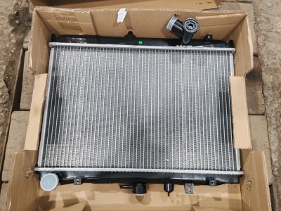 Лот: 20983045. Фото: 1. Радиатор mazda bongo sk82m. Двигатель и элементы двигателя