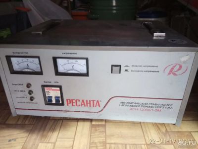 Лот: 13630992. Фото: 1. Продам б/у стабилизатор напряжения... Стабилизаторы напряжения, ЛАТР