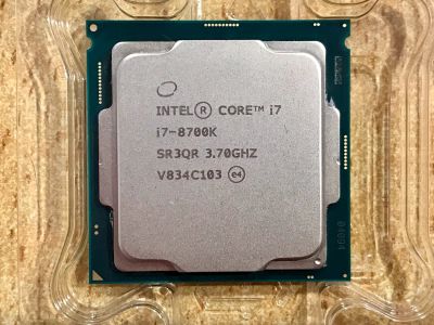 Лот: 19615944. Фото: 1. Intel® Core™ i7-8700K (12 МБ кэш-памяти... Процессоры