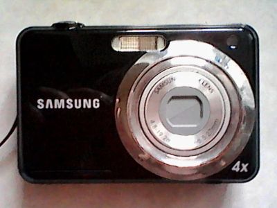 Лот: 5458332. Фото: 1. Цифровой фотоаппарат Samsung ES9. Цифровые компактные