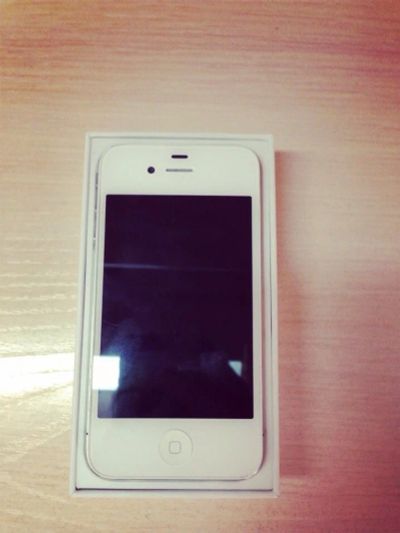 Лот: 4512639. Фото: 1. iPhone 4 на 8г. Смартфоны