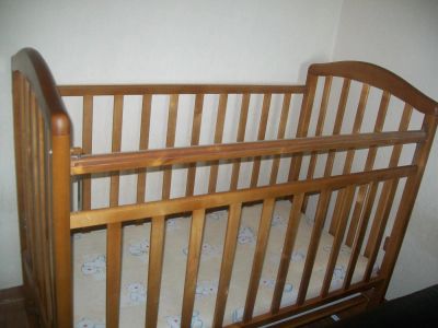 Лот: 4515925. Фото: 1. срочно продам детскую кровать... Детские кровати и кроватки