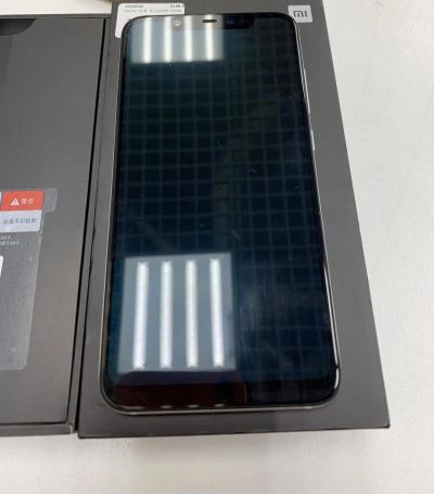 Лот: 13746549. Фото: 1. Xiaomi Mi 8 6/128Gb White (Б/У... Смартфоны