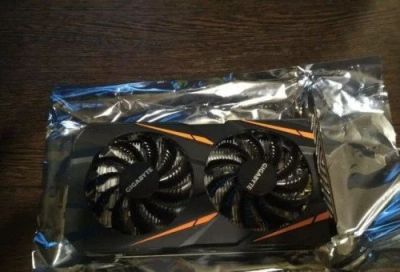Лот: 10917627. Фото: 1. Gigabyte rx 460 4 gb. Видеокарты