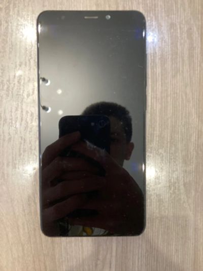 Лот: 18684720. Фото: 1. Смартфон Xiaomi Redmi 5 32gb. Смартфоны