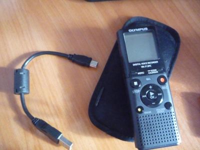 Лот: 9082651. Фото: 1. Цифровой диктофон Olympus VN-713PC. Диктофоны