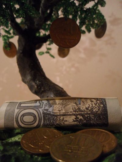 Лот: 7345079. Фото: 1. Дерево денежное из бисера. Бисероплетение