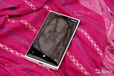 Лот: 5196477. Фото: 1. Nokia Lumia 920 white. Смартфоны