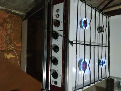 Лот: 18022099. Фото: 1. Газовая плита. Плиты, духовые шкафы, варочные поверхности