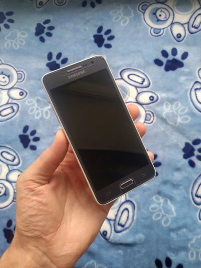 Лот: 16331105. Фото: 1. Samsung J5. Смартфоны