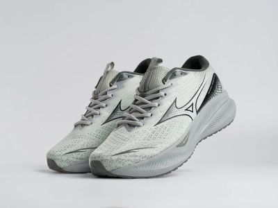 Лот: 25410225. Фото: 1. Кроссовки Mizuno ASTRO PLUS. Кеды, кроссовки, слипоны