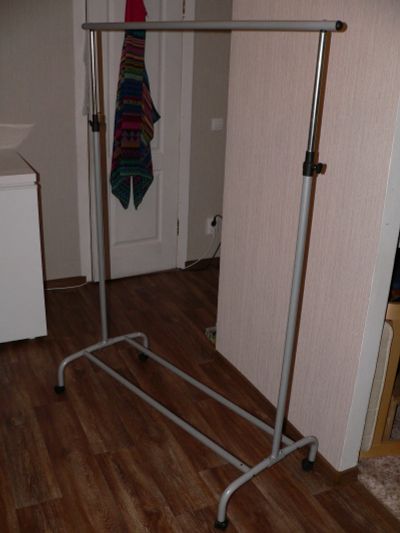 Лот: 16797580. Фото: 1. Напольная вешалка Ikea Rigga. Вешалки и плечики