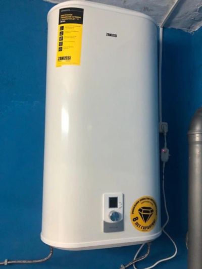 Лот: 16223316. Фото: 1. Водонагреватель Zanussi ZWH/s... Водонагреватели, бойлеры