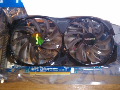 Лот: 4079869. Фото: 1. Видеокарта Gigabyte HD7850 2048MB... Видеокарты