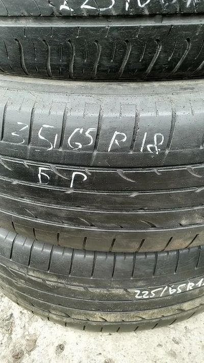 Лот: 15926294. Фото: 1. 235/65 R18 Bridgestone пара. Шины