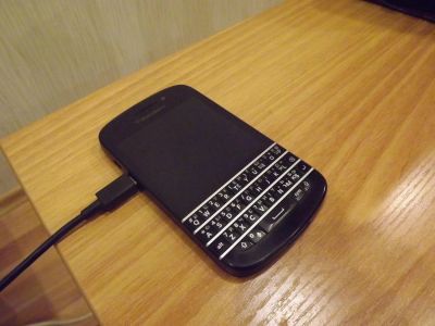 Лот: 7110065. Фото: 1. Blackberry Q10. Смартфоны