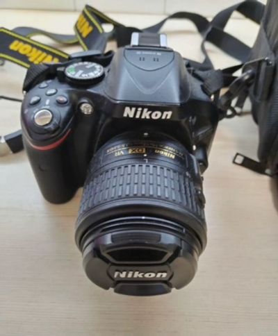 Лот: 24988510. Фото: 1. Фотоаппарат Nikon d5200. Цифровые зеркальные