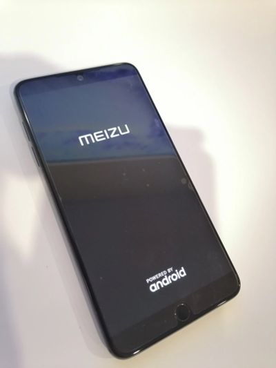 Лот: 17339833. Фото: 1. Meizu 15 lite. Смартфоны