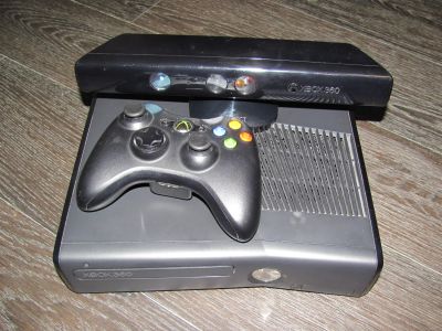 Лот: 12615254. Фото: 1. x-box 360. Игровые приставки, консоли