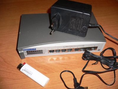 Лот: 90720. Фото: 1. HP ProCurve Switch 408 (8 ports... Маршрутизаторы (роутеры)