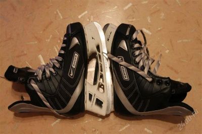 Лот: 2205740. Фото: 1. Хоккейные коньки Nike Bauer flexlite... Коньки