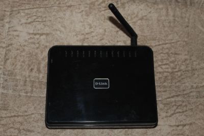 Лот: 4583124. Фото: 1. Wi Fi - Рoутер D-LINK DIR-300. Маршрутизаторы (роутеры)