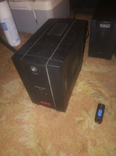 Лот: 17337127. Фото: 1. ИБП, бесперебойник APC Back UPS... ИБП, аккумуляторы для ИБП