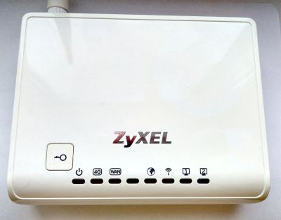 Лот: 11050052. Фото: 1. Маршрутизатор, wi-fi роутер Zyxel... Маршрутизаторы (роутеры)
