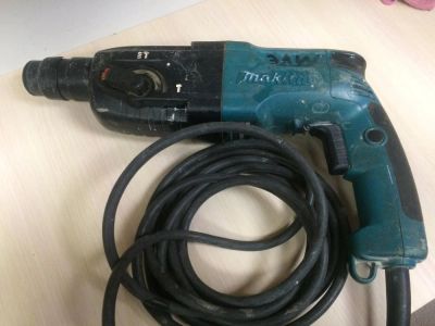 Лот: 11465866. Фото: 1. Перфоратор Makita HR2450. ID3356... Электроинструмент