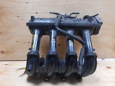 Лот: 18822283. Фото: 1. Коллектор впускной Honda Airwave... Двигатель и элементы двигателя