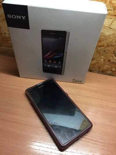 Лот: 10875979. Фото: 1. Телефон Sony xperia z1 compact... Смартфоны