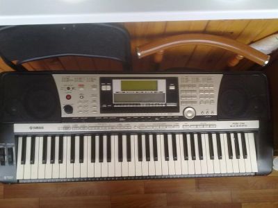 Лот: 3088296. Фото: 1. Синтезатор Yamaha PSR-740. Клавишные