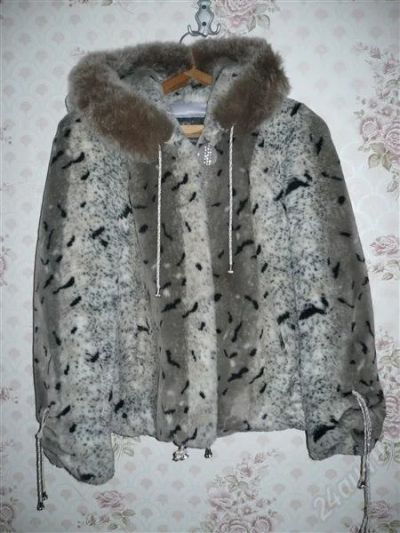Лот: 1144907. Фото: 1. Шубка искусственная р. 40-42. Верхняя одежда