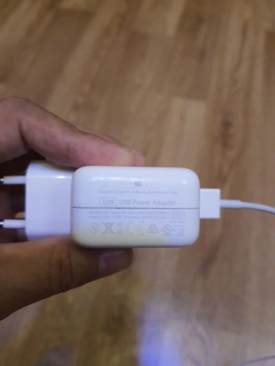 Лот: 16440539. Фото: 1. Сетевое зарядное Apple 12w оригинал... Зарядные устройства, блоки питания, адаптеры сетевые для смартфонов