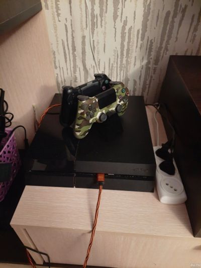 Лот: 18572795. Фото: 1. PS4 (6.72). Игровые приставки, консоли