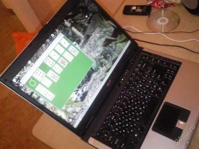 Лот: 1374754. Фото: 1. acer тянет игры обмен). Ноутбуки