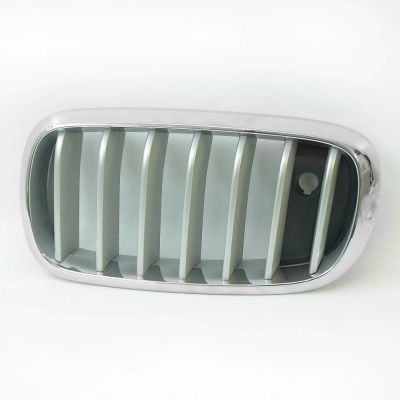 Лот: 20925826. Фото: 1. Решетка радиатора левая X5 F15... Детали тюнинга
