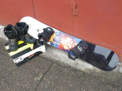 Лот: 3096473. Фото: 1. Сноуборд комплектом. Комплект в сборе