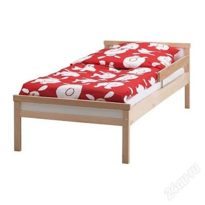 Лот: 9218885. Фото: 1. Кровать буковая для детей младшего... Детские кровати и кроватки