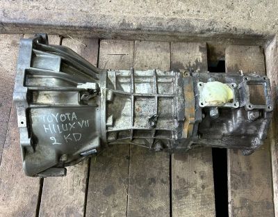 Лот: 23600999. Фото: 1. Toyota Hilux МКПП 2005-2015 33030-0K720. Трансмиссия